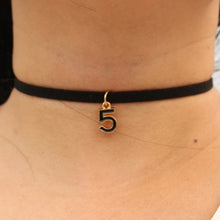 Load image into Gallery viewer, Choker Necklaces Women Black Velvet Suede Leather Chain Short Collares Fashion Jewelry Crown Peace Gothic 90's Bijoux Steampunk