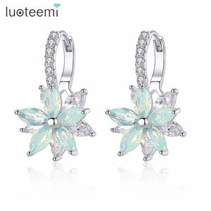 LUOTEEMI Cute Romantic Lovely Clear Stone Flower Shape Convenient Simple Stud Earrings Copper Cubic Zirconia For Women Party