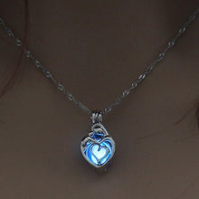 Load image into Gallery viewer, 3 Colors Heart Shape Glowing in the Dark Necklace Jewelry For Women Hollow Luminous Necklace Pendant Wholesale Christmas Gifts