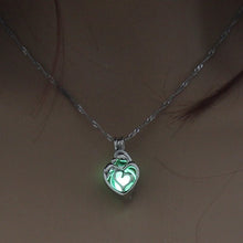 Load image into Gallery viewer, 3 Colors Heart Shape Glowing in the Dark Necklace Jewelry For Women Hollow Luminous Necklace Pendant Wholesale Christmas Gifts