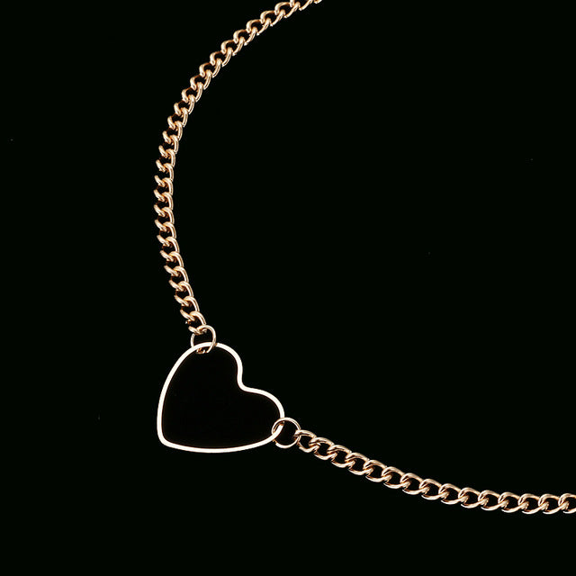 NK218 Hollow Heart Choker Necklaces For Women Clavicle Colar Statement Necklace Collares Heart Dainty Pendant Necklace Gift