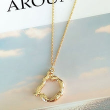 Load image into Gallery viewer, 2cm Small Gold Hammered Metal Bamboo 26 Letter Alphabet A-Z Minimalist Initial Pendant Necklace Fashion Twist Chain Neck Jewelry
