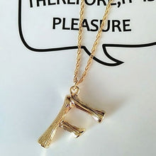 Load image into Gallery viewer, 2cm Small Gold Hammered Metal Bamboo 26 Letter Alphabet A-Z Minimalist Initial Pendant Necklace Fashion Twist Chain Neck Jewelry