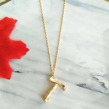 Load image into Gallery viewer, 2cm Small Gold Hammered Metal Bamboo 26 Letter Alphabet A-Z Minimalist Initial Pendant Necklace Fashion Twist Chain Neck Jewelry