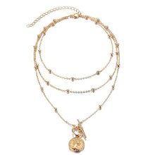 Load image into Gallery viewer, Crystal Heart Necklace Pendant Female Short Gold Chain Necklace Pendant Necklace Crystal Heart Necklace Chocker neck