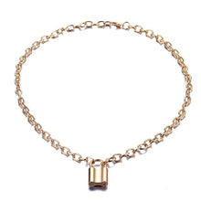 Load image into Gallery viewer, Crystal Heart Necklace Pendant Female Short Gold Chain Necklace Pendant Necklace Crystal Heart Necklace Chocker neck