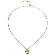 Load image into Gallery viewer, Crystal Heart Necklace Pendant Female Short Gold Chain Necklace Pendant Necklace Crystal Heart Necklace Chocker neck